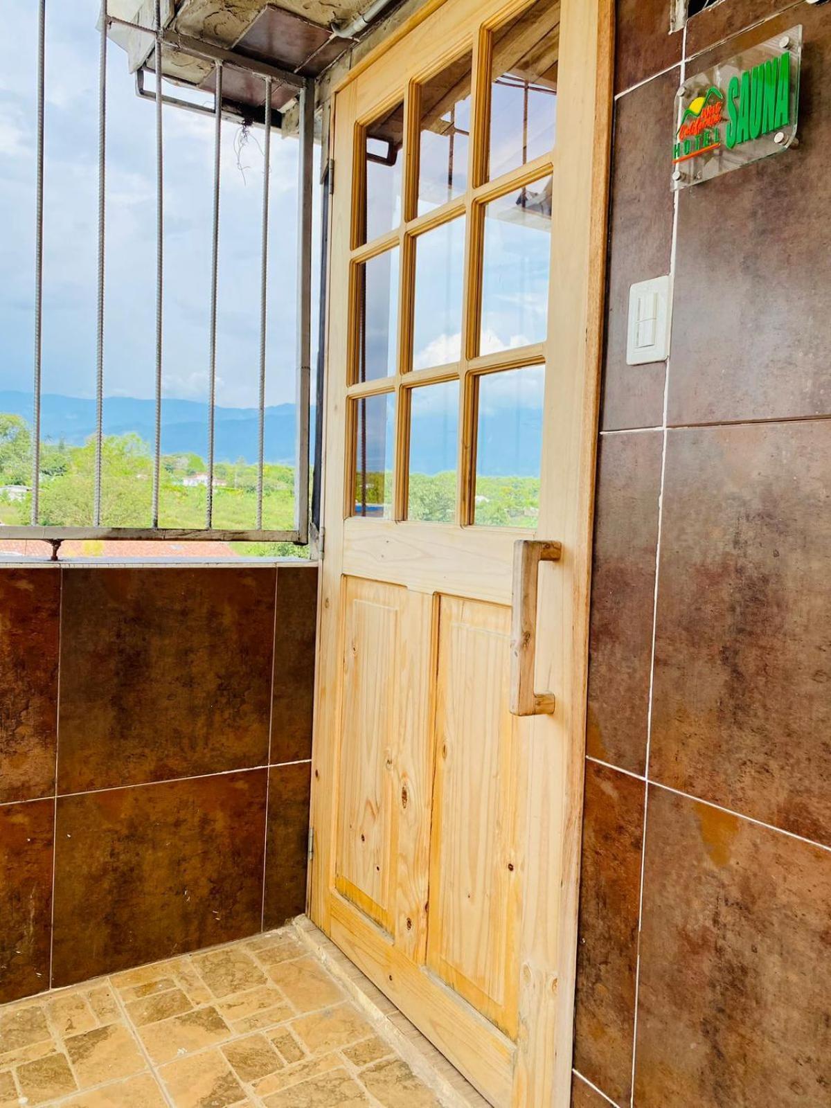 West California 4* Armenia (Quindio)