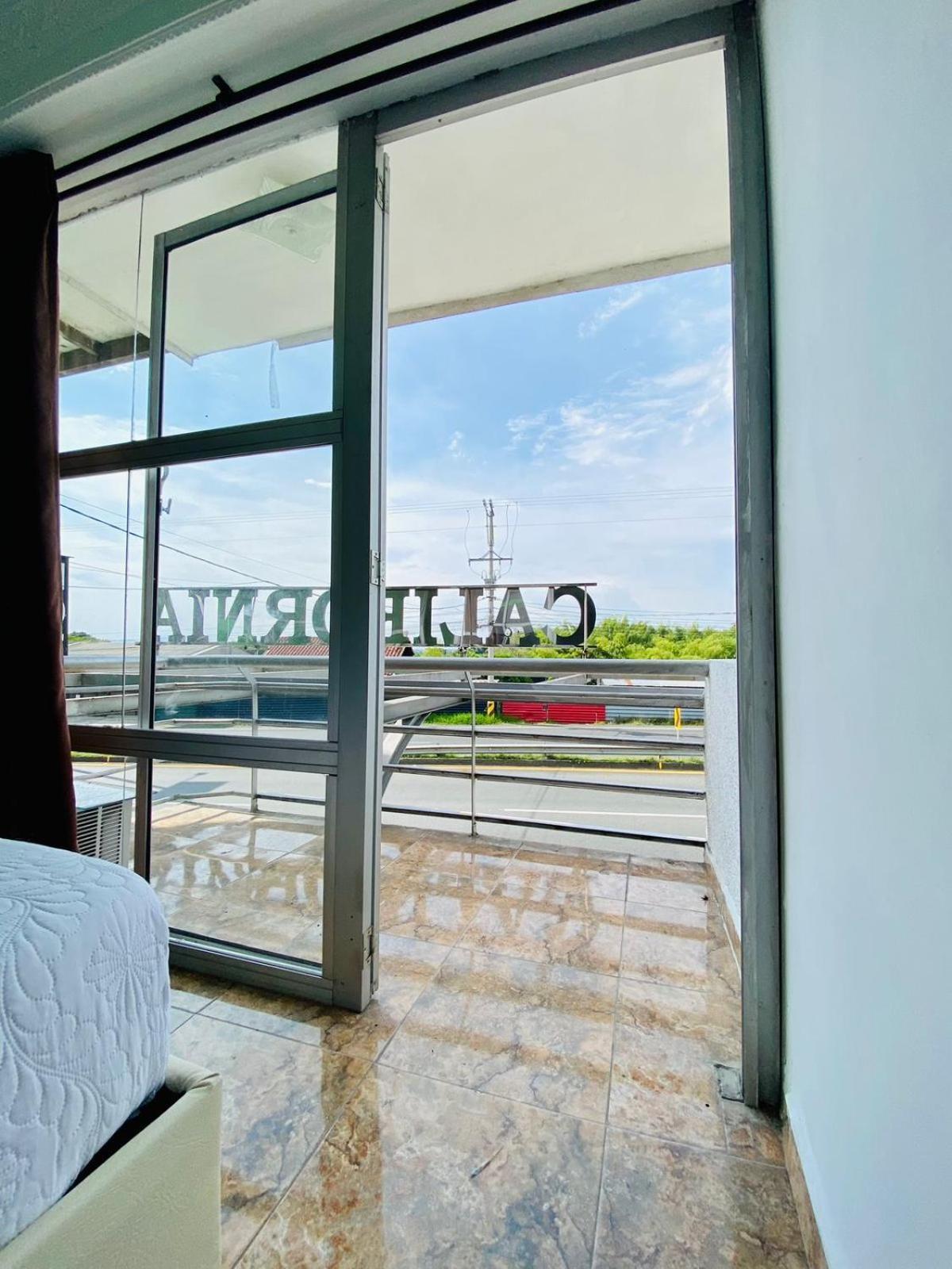 Hotel West California Armenia (Quindio)