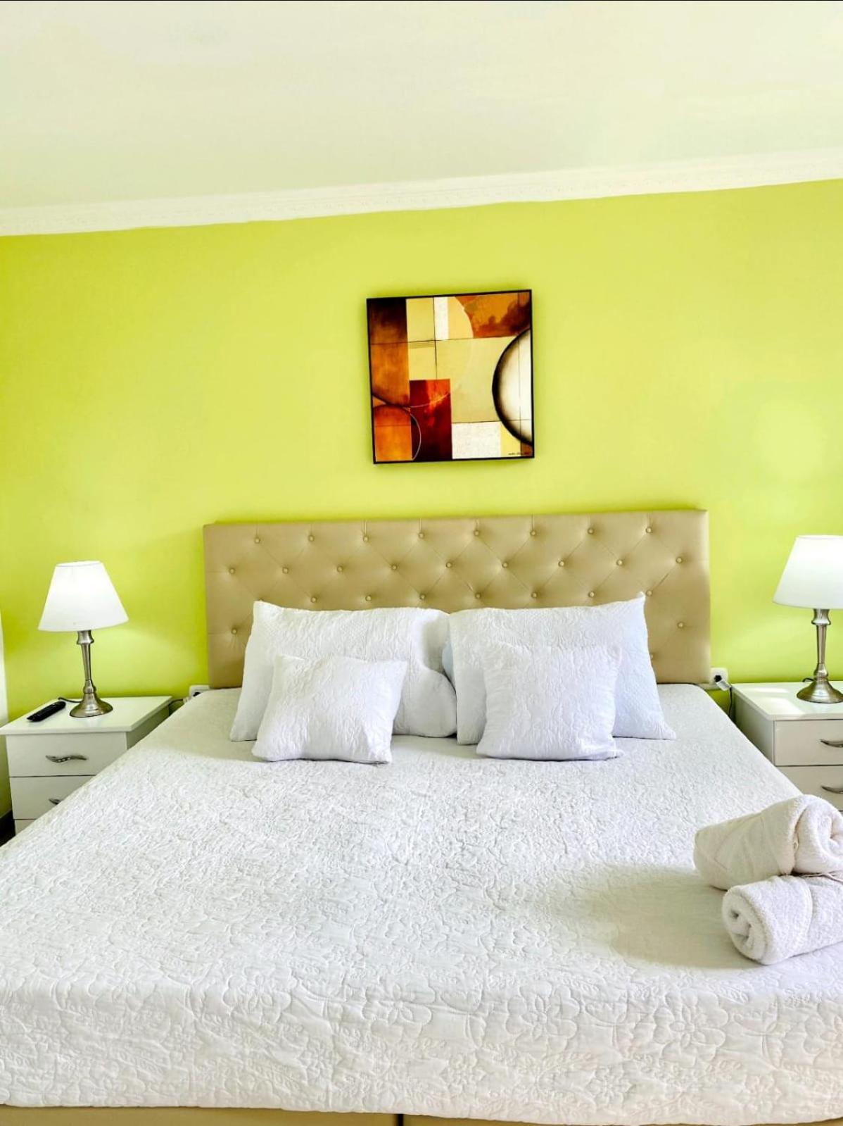 Hotel West California